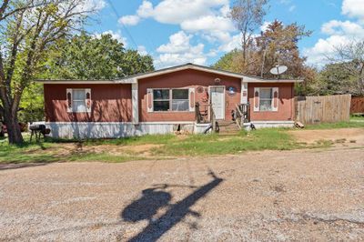 120 Pin Oak Street, House other with 3 bedrooms, 2 bathrooms and null parking in Alvarado TX | Image 2