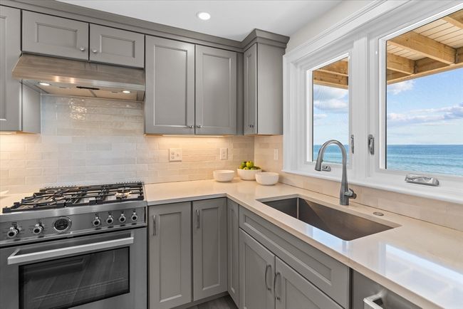 1 - 187 Atlantic Ave, Condo with 3 bedrooms, 2 bathrooms and 1 parking in Salisbury MA | Image 12