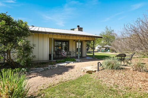 4-300 Mill Race Ln, Wimberley, TX, 78676-5360 | Card Image