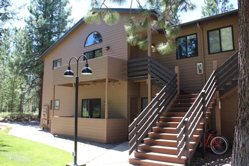 j4-56856 Enterprise Dr, Sunriver, OR, 97707-2120 | Card Image