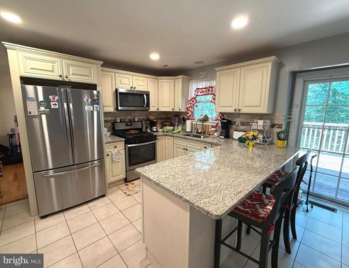 2361 Jeremy Ct, Vineland, NJ, 08361-7212 | Card Image