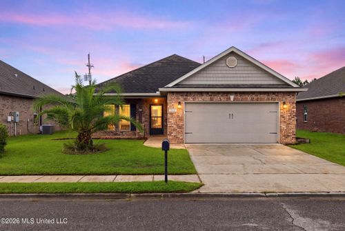 212 Sandy Drive, Ocean Springs, MS, 39564 | Card Image