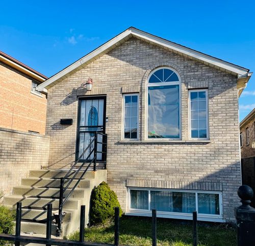8425 S Marshfield Ave, Chicago, IL, 60620-4716 | Card Image