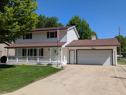 1602 Southview Ln, Albert Lea, MN, 56007-1860 | Card Image