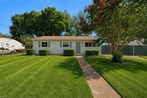 1830 Beall Dr, Hampton, VA, 23663-1912 | Card Image