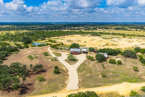 1900 Pr 2224, Sonora, TX, 76950 | Card Image