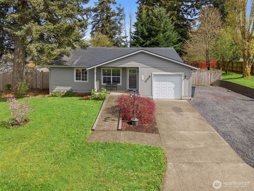 326 Cedar Ct, Winlock, WA, 98596-9777 | Card Image