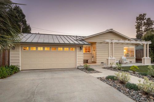 105 Wesley St, Capitola, CA, 95010-3722 | Card Image