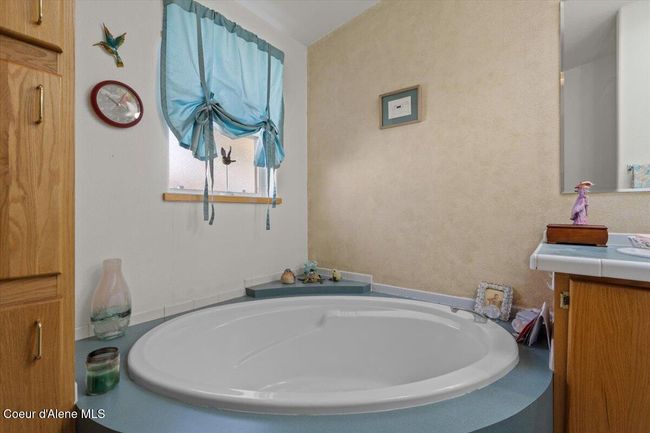 568 W Myriah Loop, House other with 3 bedrooms, 2 bathrooms and null parking in Coeur D Alene ID | Image 21