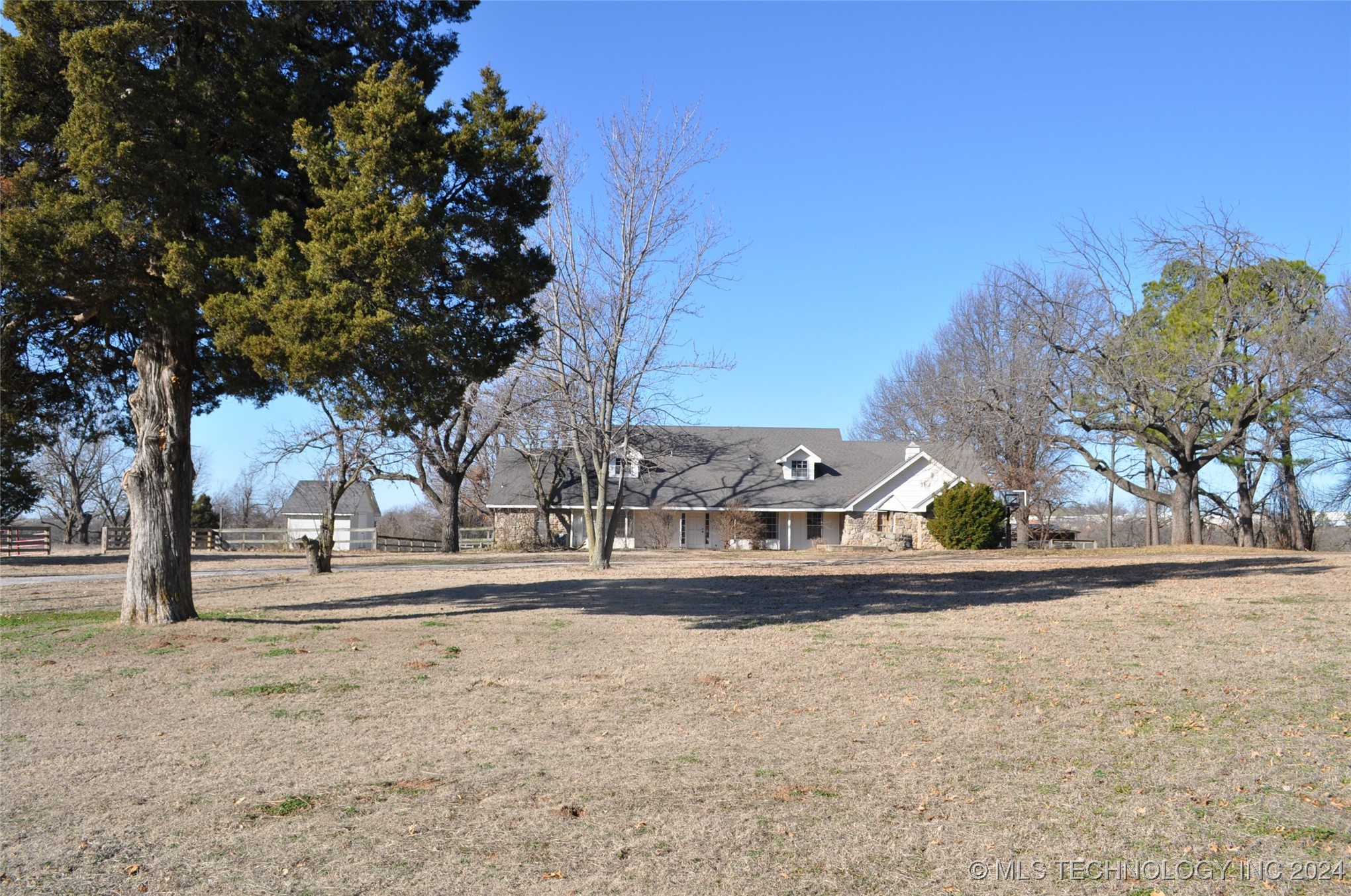 Elwood Ave, Tulsa, OK 74132