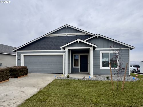 547 Arthur St, Umatilla, OR, 97882-2042 | Card Image