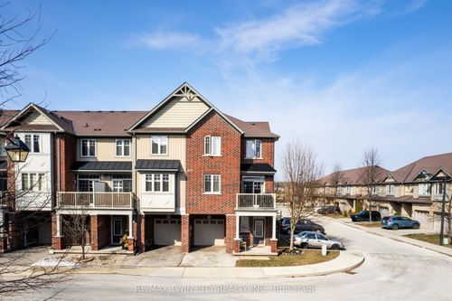310 Fall Fair Way, Binbrook, ON, L0R1C0 | Card Image