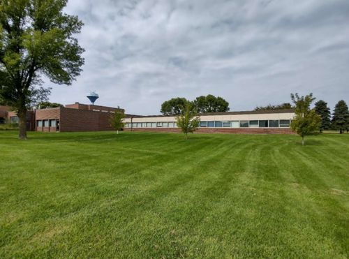 300 3rd Ave Se, Fairfax, MN, 55332-4502 | Card Image
