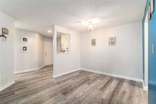 813 Ridgefield Dr, Peachtree City, GA, 30269-2533 | Card Image