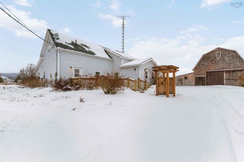 426 Morden Rd, Aylesford, NS, B0P1C0 | Card Image