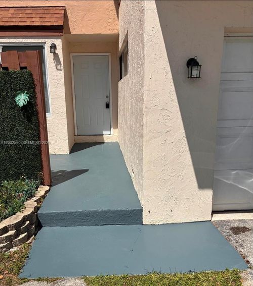 3-8253 Nw 9th St, Plantation, FL, 33324-1207 | Card Image