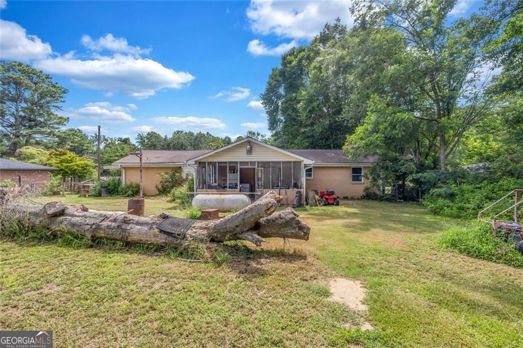 Residential in Lithia Springs 4