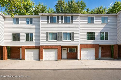214 Ilyssa Way, Staten Island, NY, 10312-1380 | Card Image