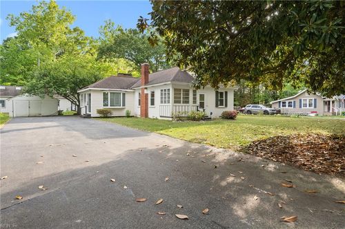 57 Irvinville Ln, Mathews, VA, 23109-2160 | Card Image