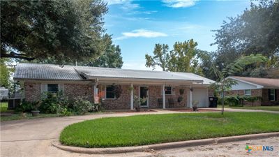 113 North Avenue, House other with 3 bedrooms, 2 bathrooms and null parking in Lexington TX | Image 2