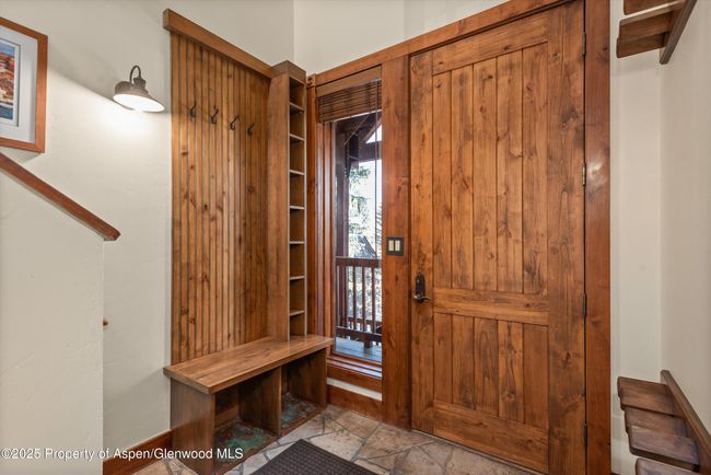 B202 - 503 W Main St, Condo with 3 bedrooms, 3 bathrooms and 1 parking in Aspen CO | Image 11