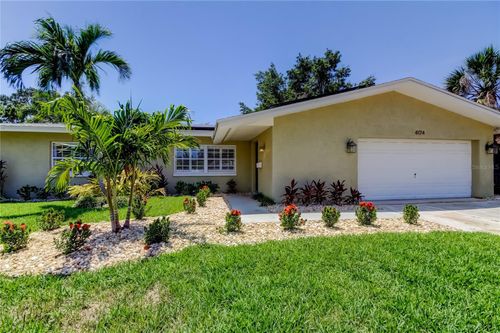 4174 14th Ln Ne, St Petersburg, FL, 33703-5339 | Card Image