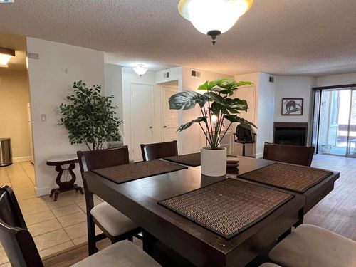 apt-123-2121 Vale Rd, San Pablo, CA, 94806-3880 | Card Image