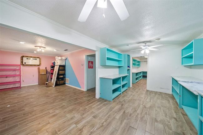 1406 Avenue Q, House other with 3 bedrooms, 3 bathrooms and 2 parking in Huntsville TX | Image 21