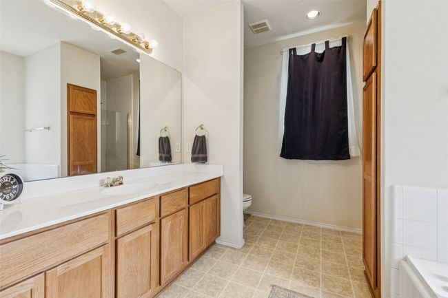 6119 Cypress Point Dr, Townhouse with 2 bedrooms, 2 bathrooms and null parking in Garland TX | Image 17