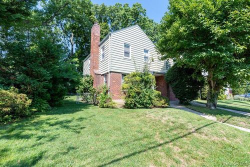 79-38 Bell Blvd, Oakland Gardens, NY, 11364-3544 | Card Image