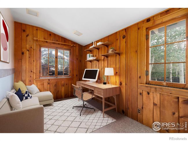 Wonderful sun-filled room that can be used for anything, a study, an indoor gardening room, or whatever the space calls for your imagination. | Image 10