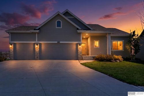 21051 Polk St, Elkhorn, NE, 68022-4091 | Card Image