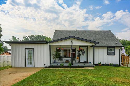 1703 Vanburen St, Aliquippa, PA, 15001-2041 | Card Image