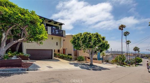 c-962 1st St, Hermosa Beach, CA, 90254 | Card Image