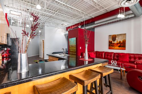 3f-600 Central Avenue Sw, Albuquerque, NM, 87102 | Card Image