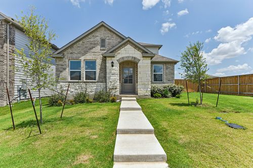 800 Long Run, Liberty Hill, TX, 78642-2667 | Card Image