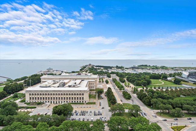 APT-2209 - 233 E 13 Th St, Condo with 2 bedrooms, 2 bathrooms and 1 parking in Chicago IL | Image 33
