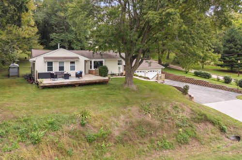1210 N High Street, Port Byron, IL, 61275 | Card Image