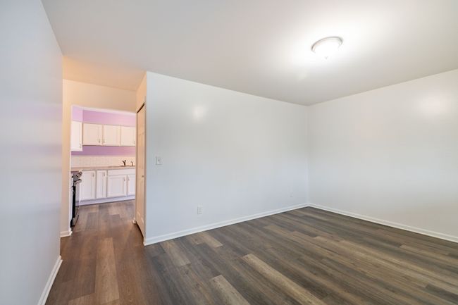34583 Julie Dr, House other with 4 bedrooms, 2 bathrooms and null parking in Romulus MI | Image 5