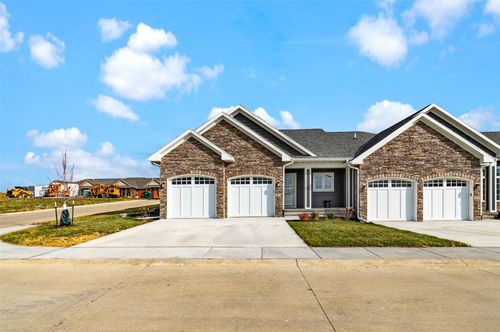 a-2882 Crimson Lane, Coralville, IA, 52241 | Card Image