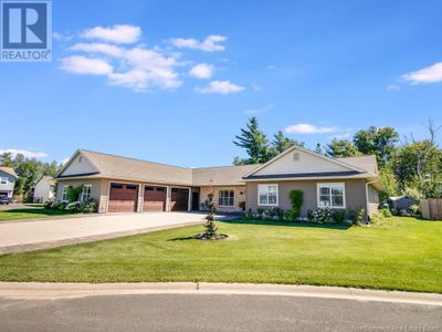 3 Campbell Crt, House other with 3 bedrooms, 3 bathrooms and null parking in Oromocto NB | Image 2