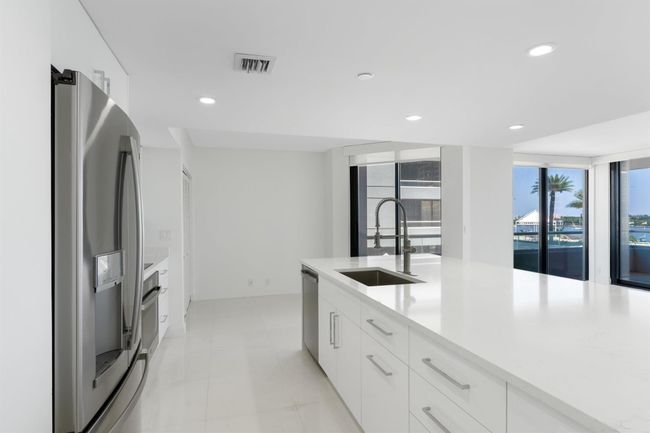 APT-6E - 529 S Flagler Dr, Condo with 2 bedrooms, 3 bathrooms and null parking in West Palm Beach FL | Image 6