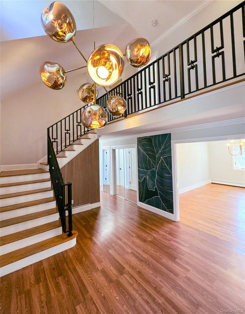 250 Maloney Rd, Wappingers Falls, NY, 12590-6256 | Card Image