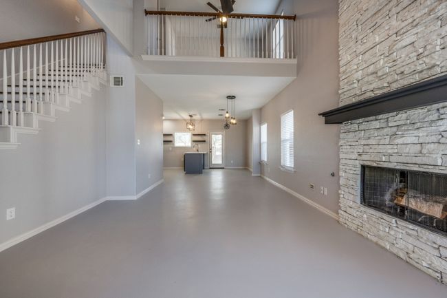 500 Mattie Ln, House other with 3 bedrooms, 3 bathrooms and null parking in Lake Dallas TX | Image 7