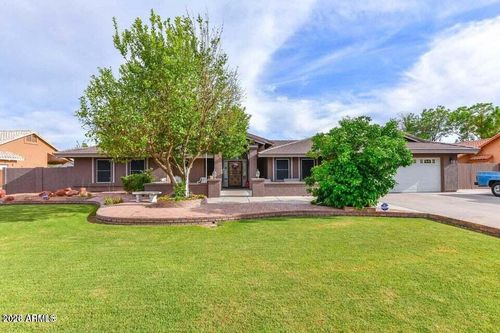 8621 W Via Montoya Dr, Peoria, AZ, 85383-2051 | Card Image