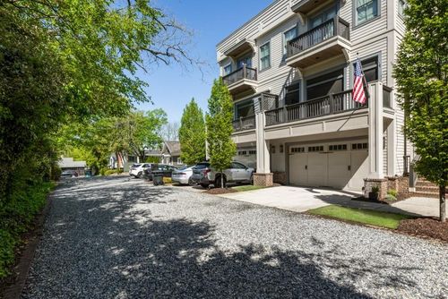 1079 Canton St, Roswell, GA, 30075-3643 | Card Image