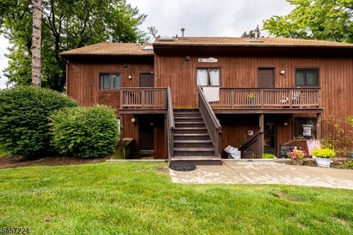 1-2 Alta Ct, Vernon, NJ, 07462-5584 | Card Image