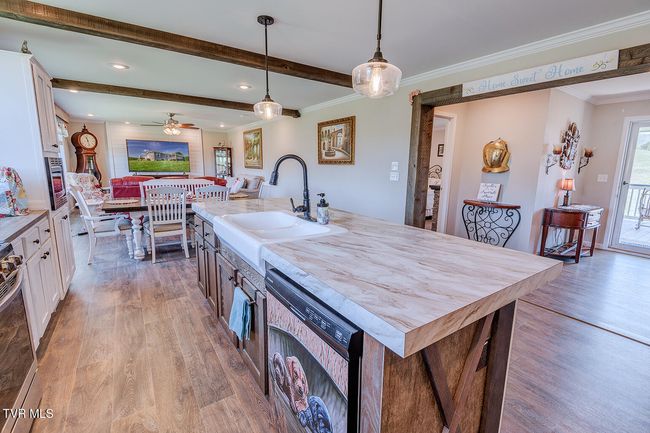 2057 Kite Rd, House other with 3 bedrooms, 2 bathrooms and null parking in Greeneville TN | Image 7