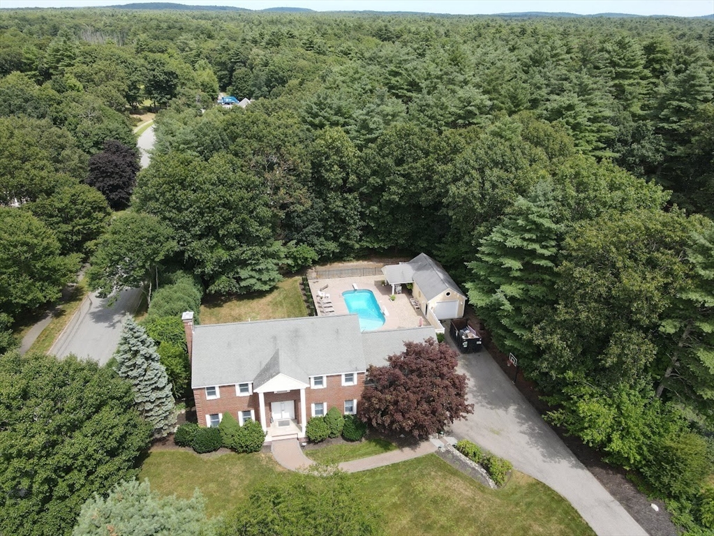 Hood Farm Rd, Ipswich, MA 01938