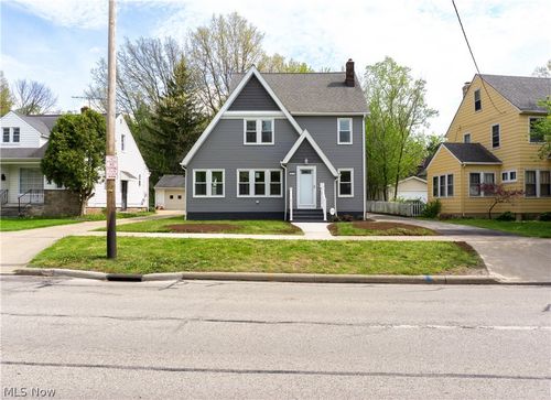3970 Monticello Blvd, Cleveland Heights, OH, 44121-2018 | Card Image